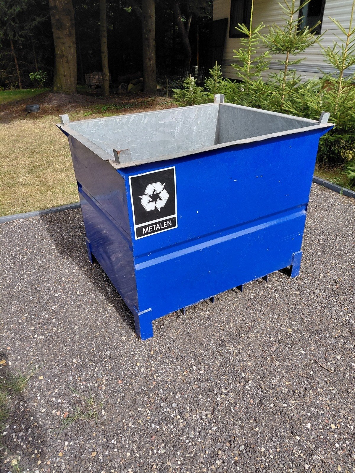 afvalcontainer staal, Ophalen, Gebruikt