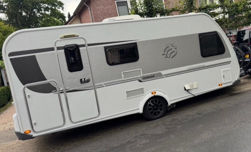 Knaus Südwind 500 FSK Limited - Airco -  Mover - Stapelbed, Caravans en Kamperen, Caravans, Standaardzit, Schokbreker, Particulier