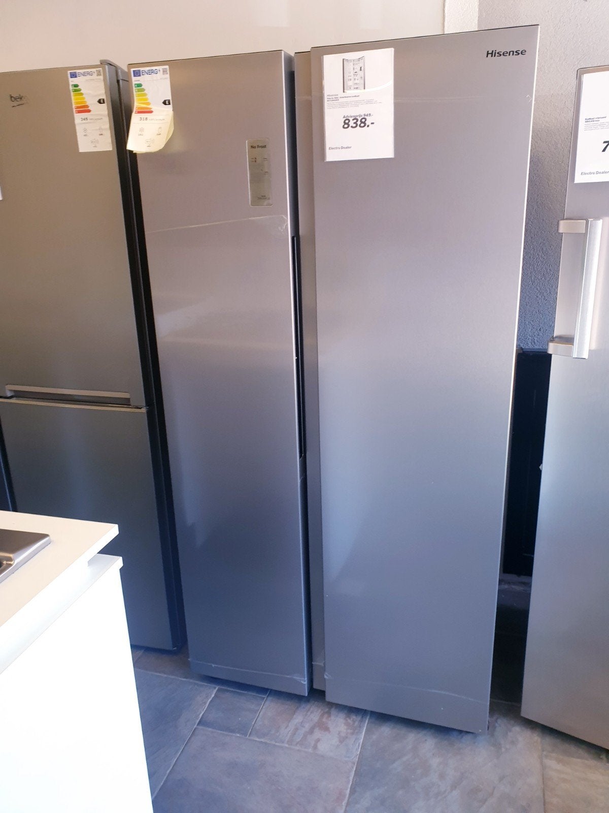 Amerikaanse koelkast Hisense Nieuw, Witgoed en Apparatuur, Koelkasten en IJskasten, Nieuw, Met aparte vriezer, 200 liter of meer