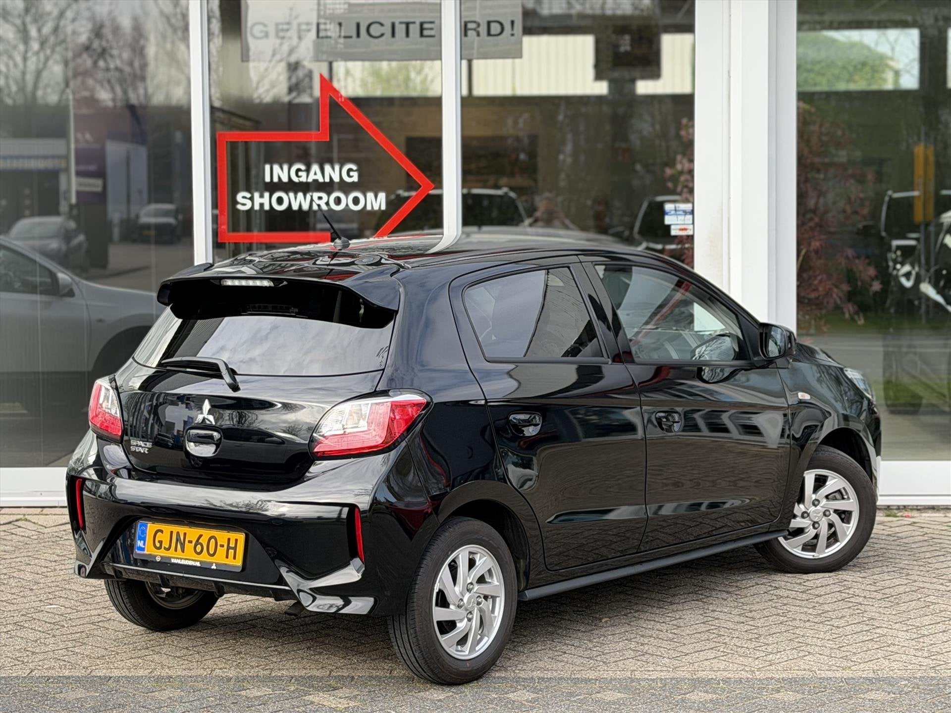 MITSUBISHI Space Star 1.2 Dynamic | Camera | Cruise Control, Auto's, Mitsubishi, 12 maanden, Stof, Gebruikt, Zwart