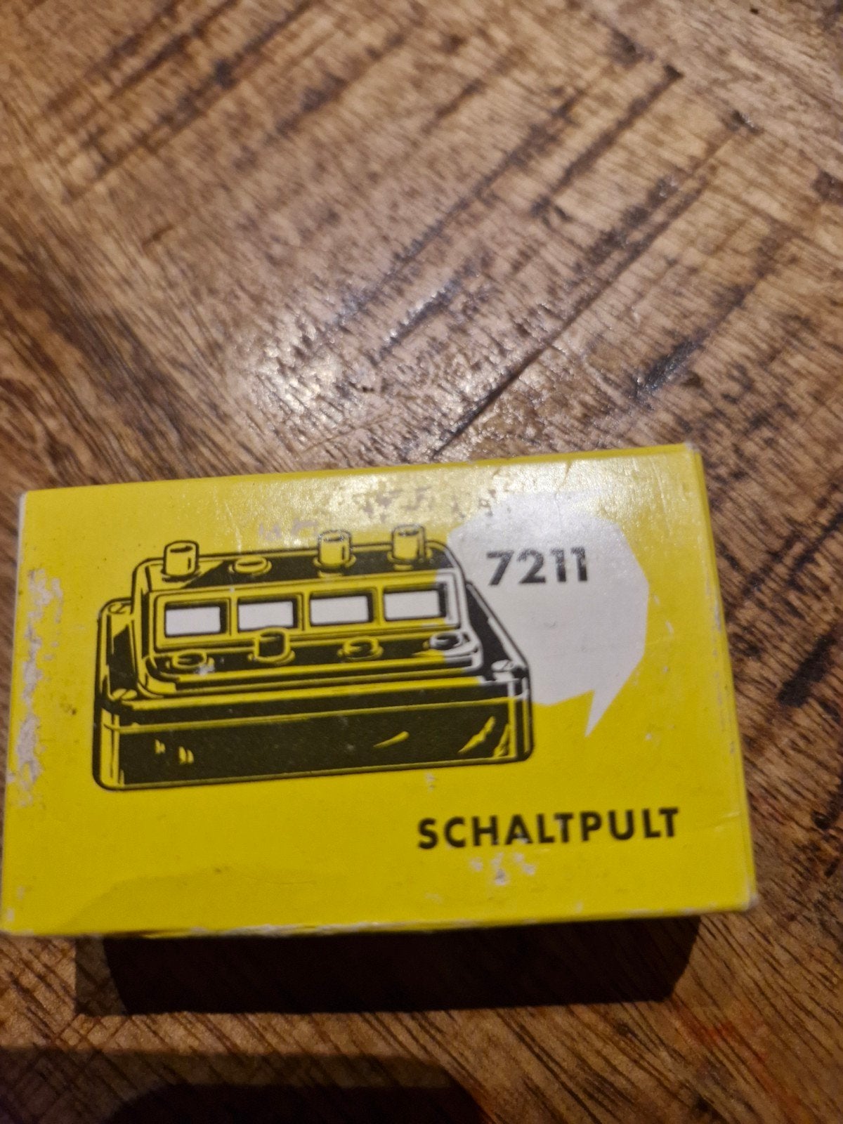 Märklin 7211 Schakelpult - Zo goed als nieuw, Hobby en Vrije tijd, Wisselstroom, Overige typen, Ophalen of Verzenden, Zo goed als nieuw