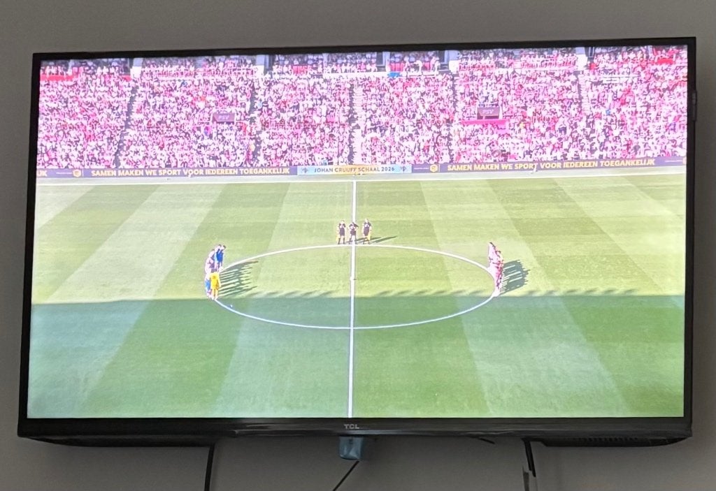 TV 32", QLED, 50 Hz, Zo goed als nieuw, Minder dan 40 cm