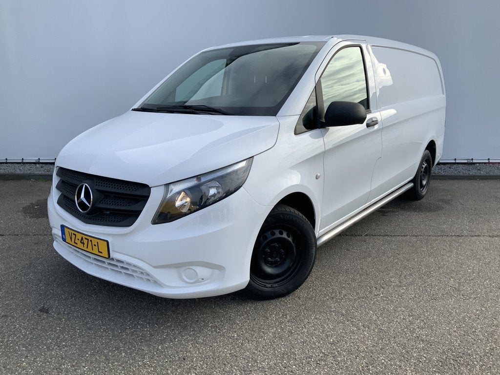 Mercedes-Benz Vito 111 CDI Functional Lang Airco Cruise Trek, Auto's, Voorwielaandrijving, Gebruikt, Euro 6, 4 cilinders