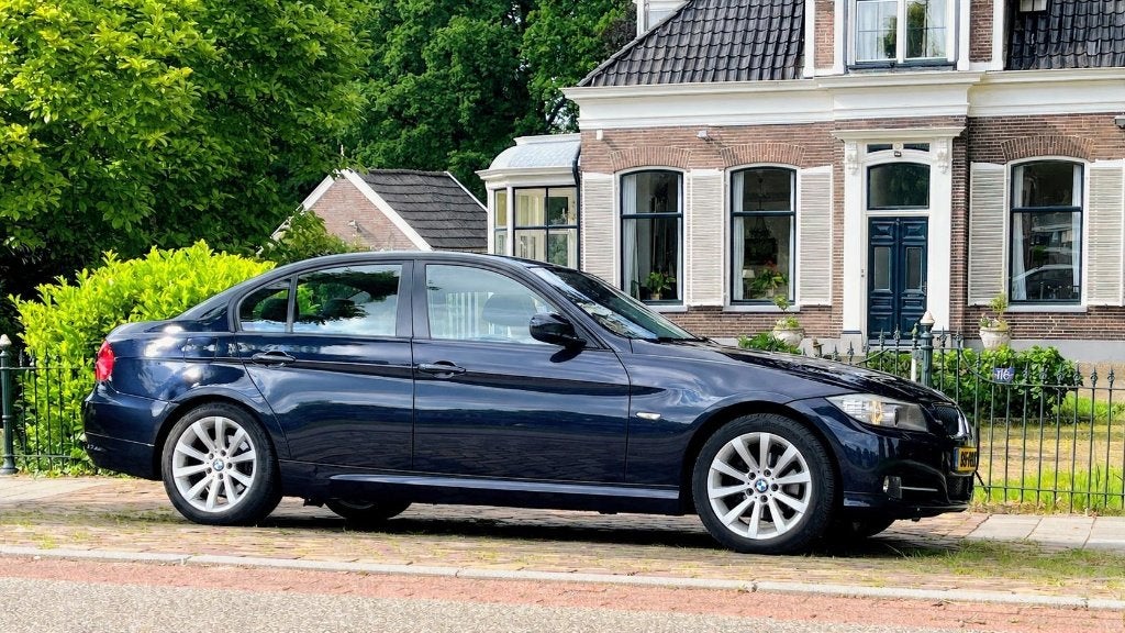 BMW318i Sedan |Sportstoelen|Cruise Control|Complete Historie, Auto's, BMW, Particulier, 3-Serie, ABS, Airbags, Airconditioning