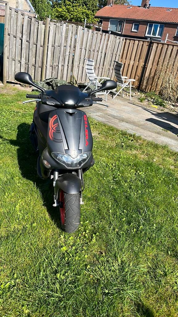 Gilera  runner 50cc, Fietsen en Brommers, Scooters | Piaggio, Zo goed als nieuw, Overige modellen, Tweetakt, Ophalen