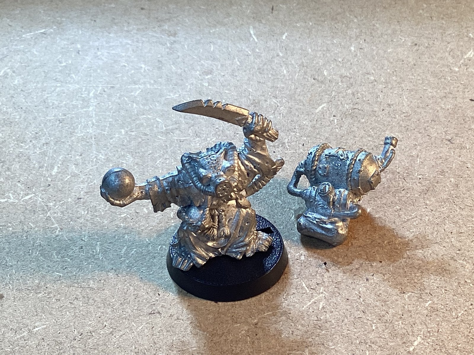 1x Skaven; Poison Wind Globadier v2 [1993], Ophalen of Verzenden, Zo goed als nieuw, Warhammer, Figuurtje(s)