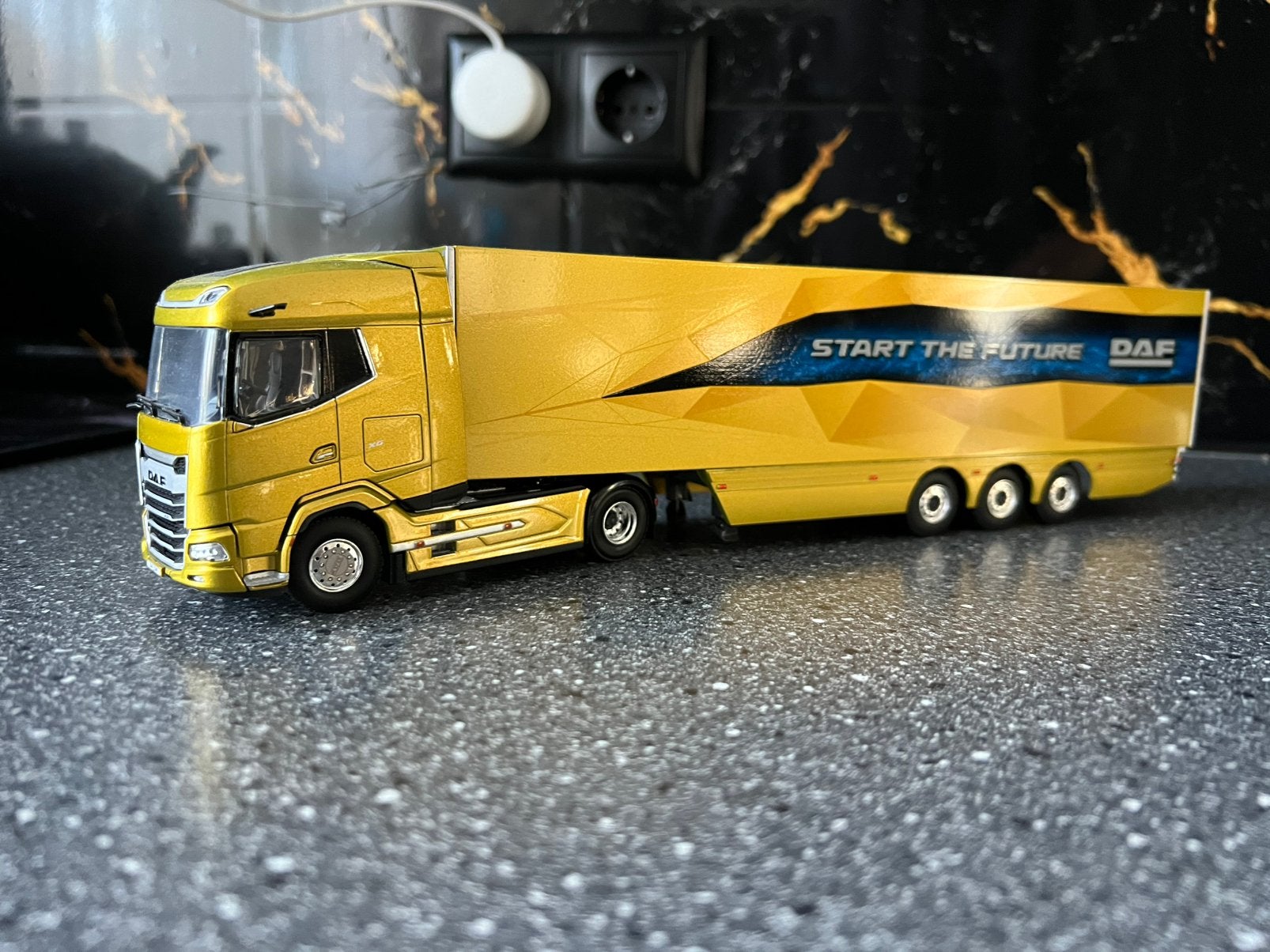 Wsi daf xg+, Ophalen, Zo goed als nieuw, Bus of Vrachtwagen, Wsi
