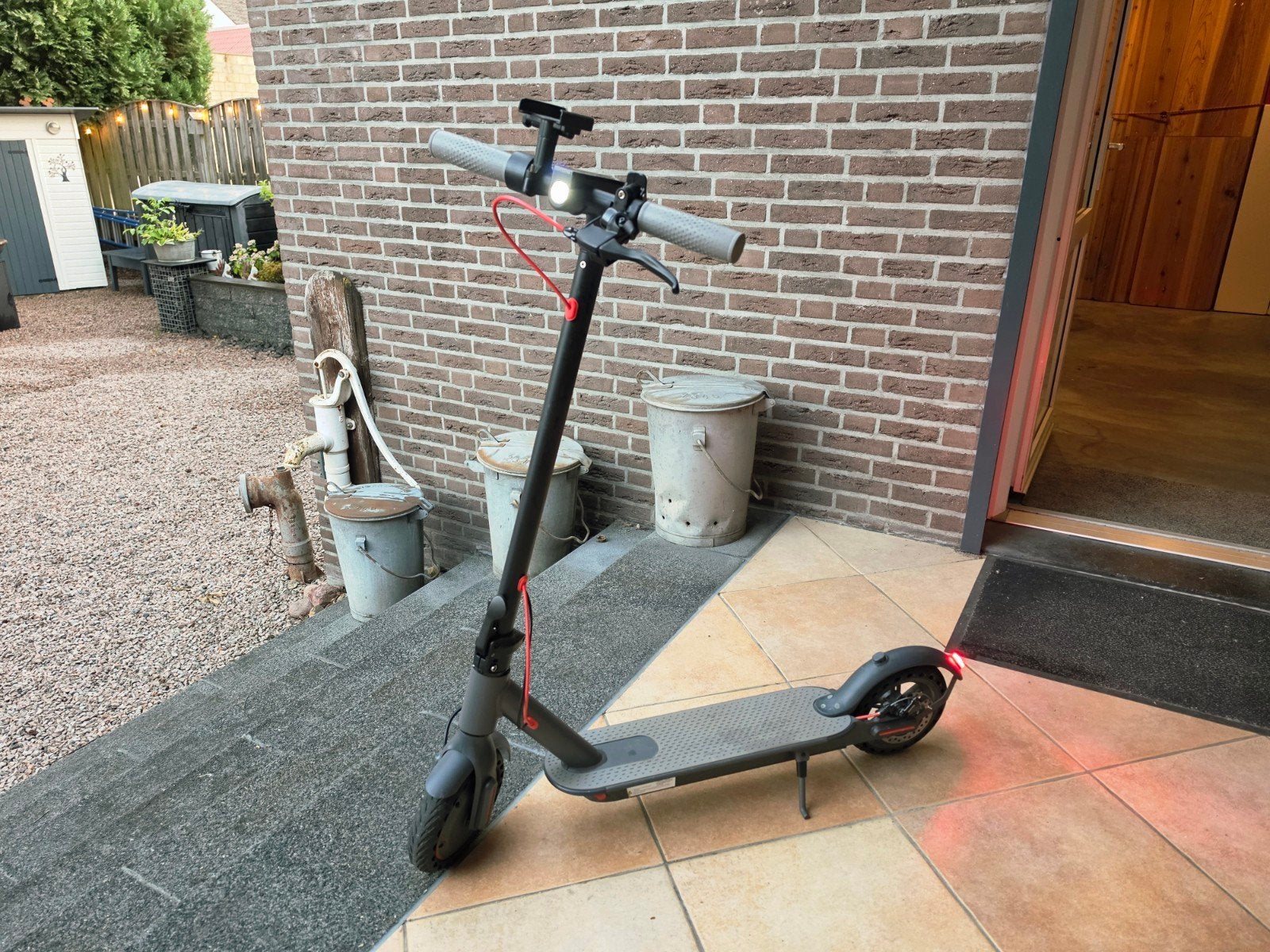 Zo goed als nieuwe elektrische step – 25 km/u – inklapbaar, Fietsen en Brommers, Ophalen, Zo goed als nieuw, Elektrische step (E-scooter)