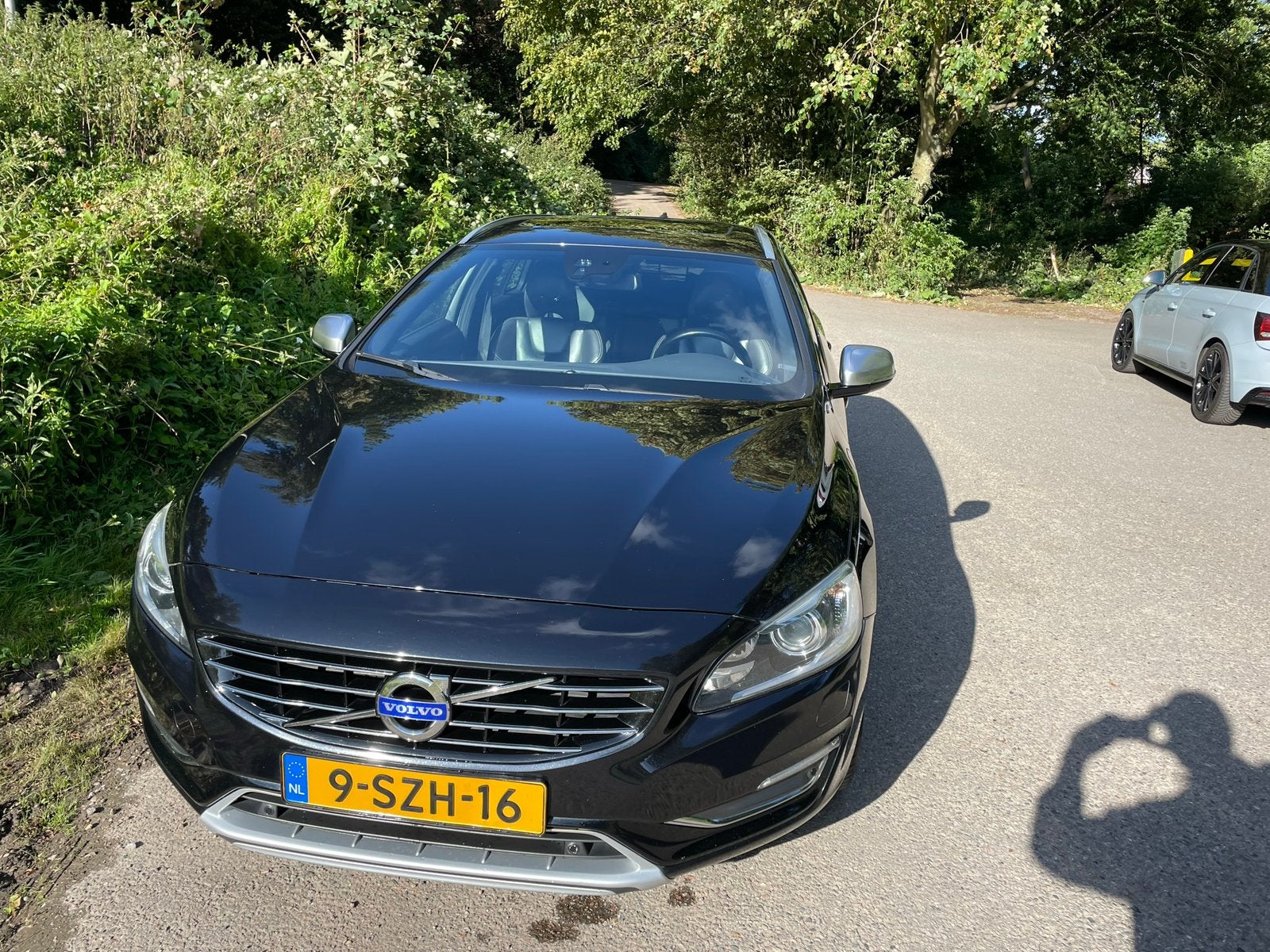 Volvo V60 D6 215pk Plug-in Hybrid 2013 Zwart, Auto's, Volvo, Particulier, V60, 4x4, Achteruitrijcamera, Adaptieve lichten, Adaptive Cruise Control