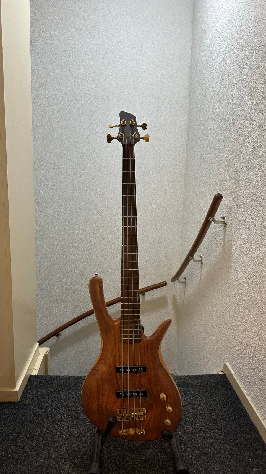 Basgitaar  - Elektrisch, eigenbouw Big One Music, Ophalen, Gebruikt, Elektrisch, 6-snarig