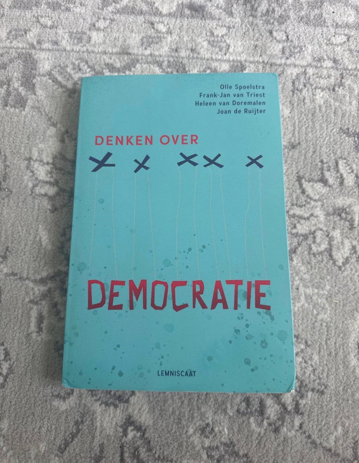 Denken over Democratie - Olle Spoelstra e.a., Ophalen of Verzenden, Alpha, Zo goed als nieuw, HBO