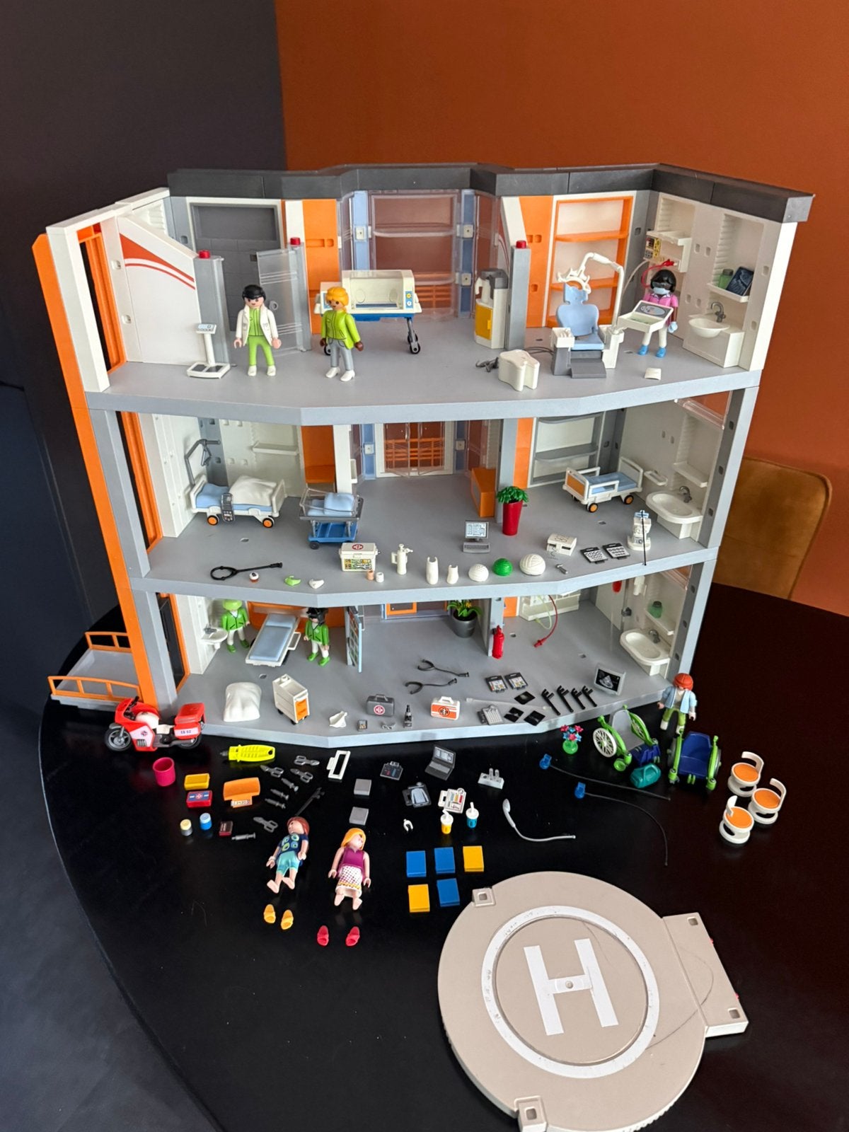 Playmobil groot ziekenhuis met o.a. oogarts en tandarts, Ophalen of Verzenden, Zo goed als nieuw