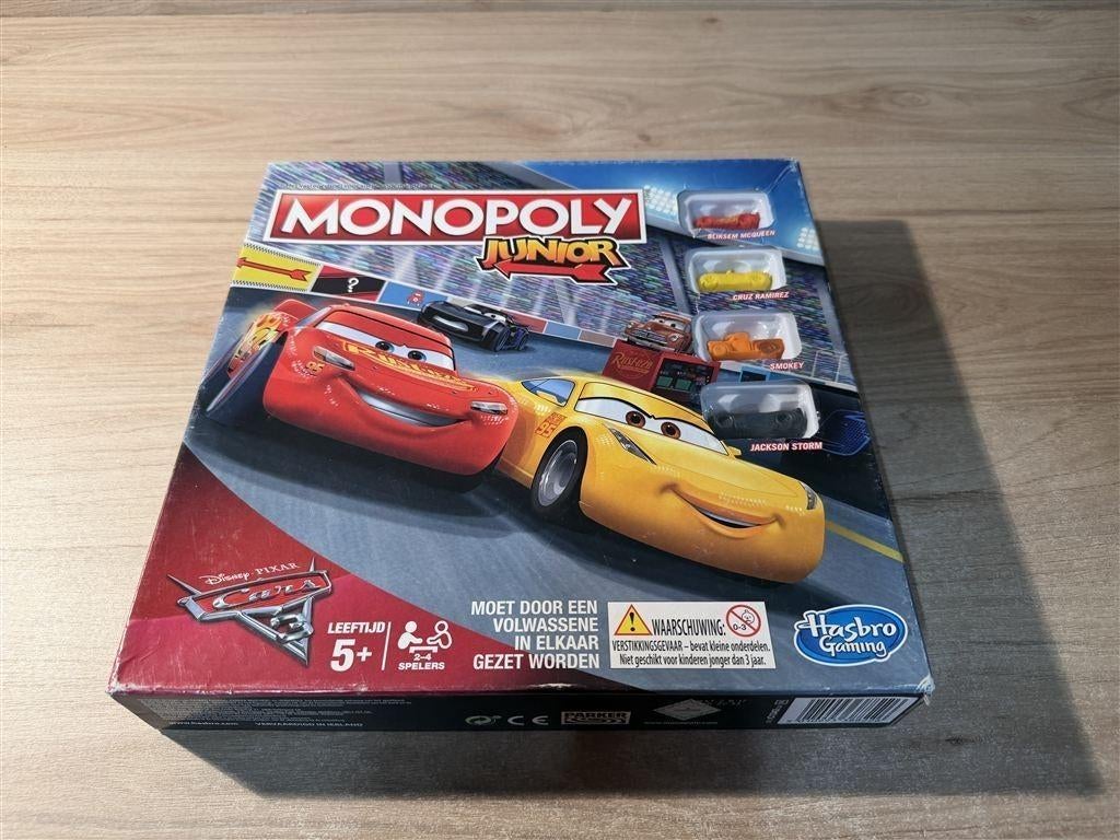 Monopoly junior Cars 3 - s6691, Hobby en Vrije tijd, Gezelschapsspellen | Bordspellen, Verzenden, Zo goed als nieuw