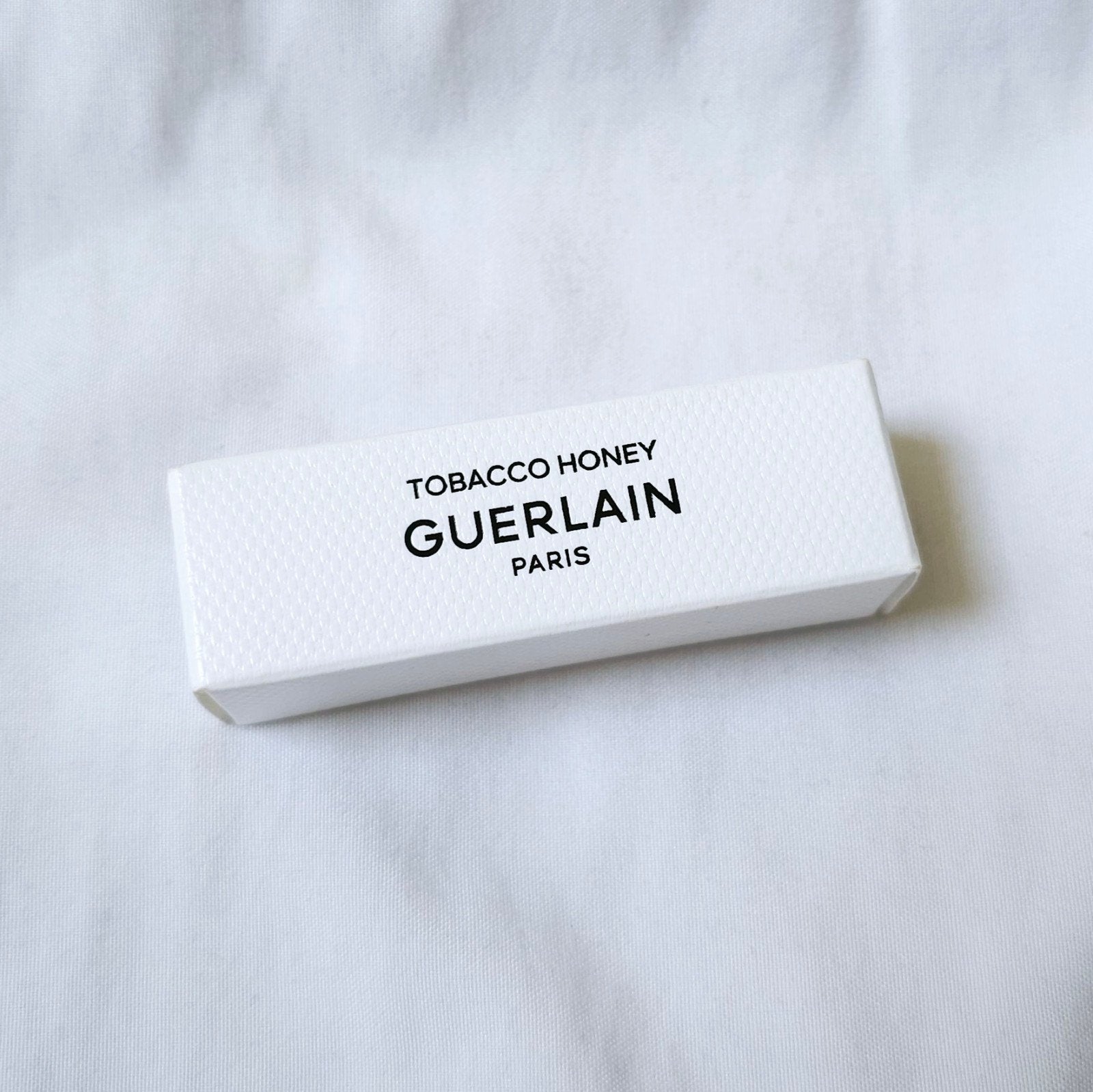 NU €10 ‼️ Guerlain L'Art & La Matière Tobacco Honey parfum, Sieraden, Tassen en Uiterlijk, Uiterlijk | Parfum, Ophalen of Verzenden