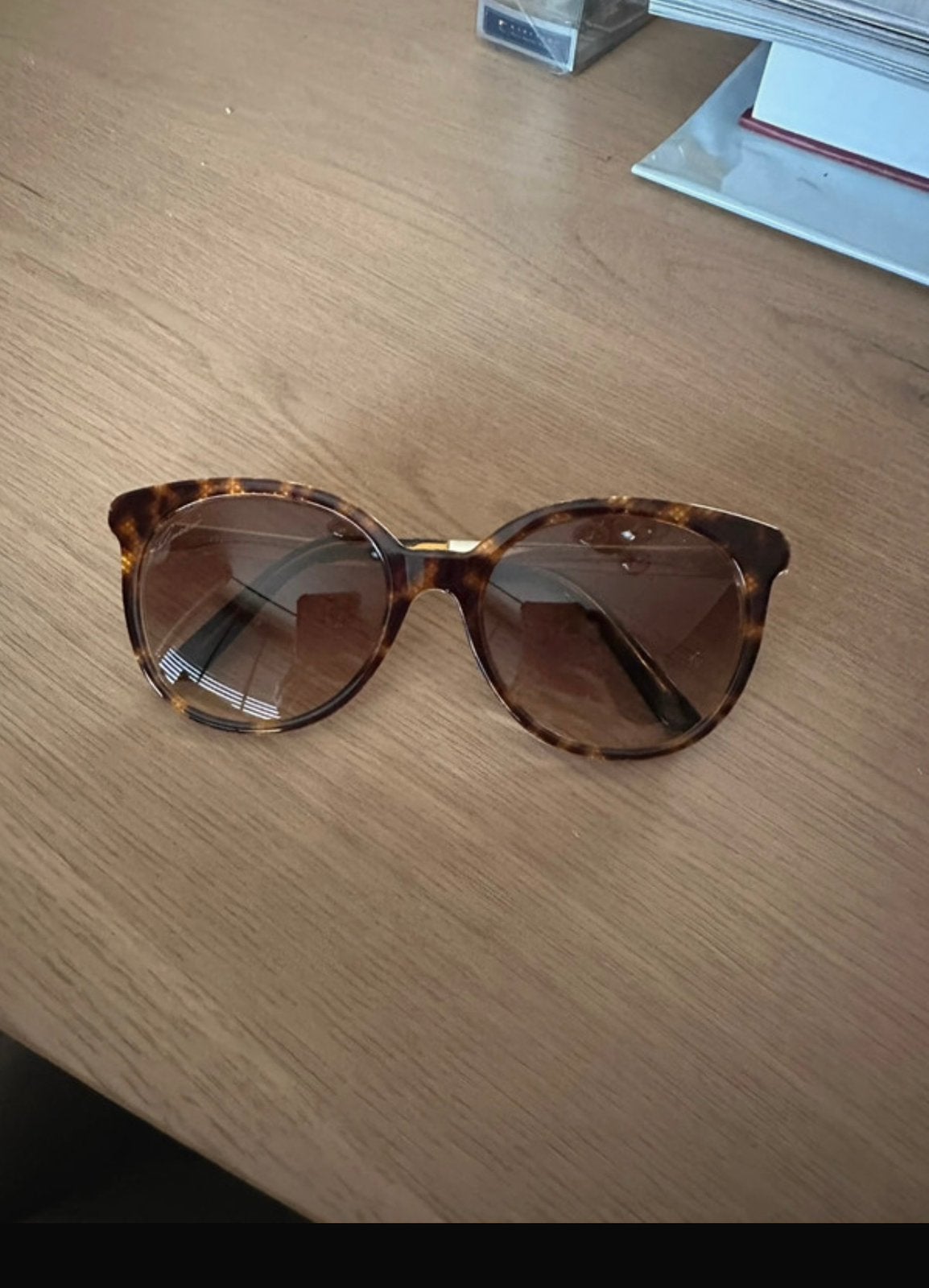 Gucci zonnebril, Ophalen of Verzenden, Zo goed als nieuw, Bruin, Overige merken