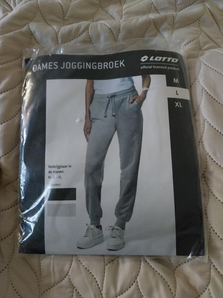 Nieuw dames jogginbroek L, Ophalen of Verzenden, Nieuw, Overige typen
