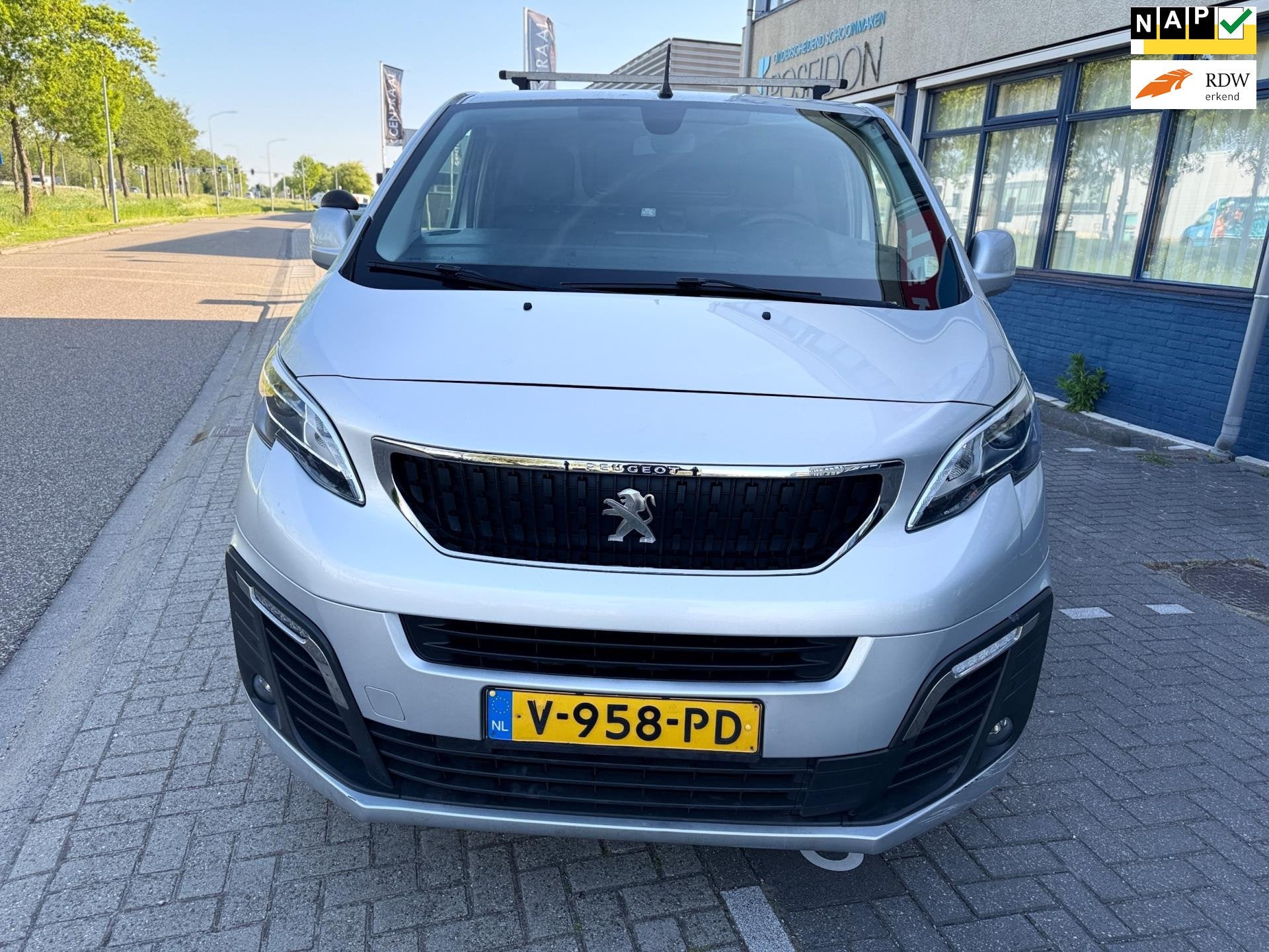Peugeot Expert 231S 2.0 BlueHDI 180 ((automaat/ euro 6/ 2018, Auto's, Gebruikt, Euro 6, 4 cilinders, Origineel Nederlands