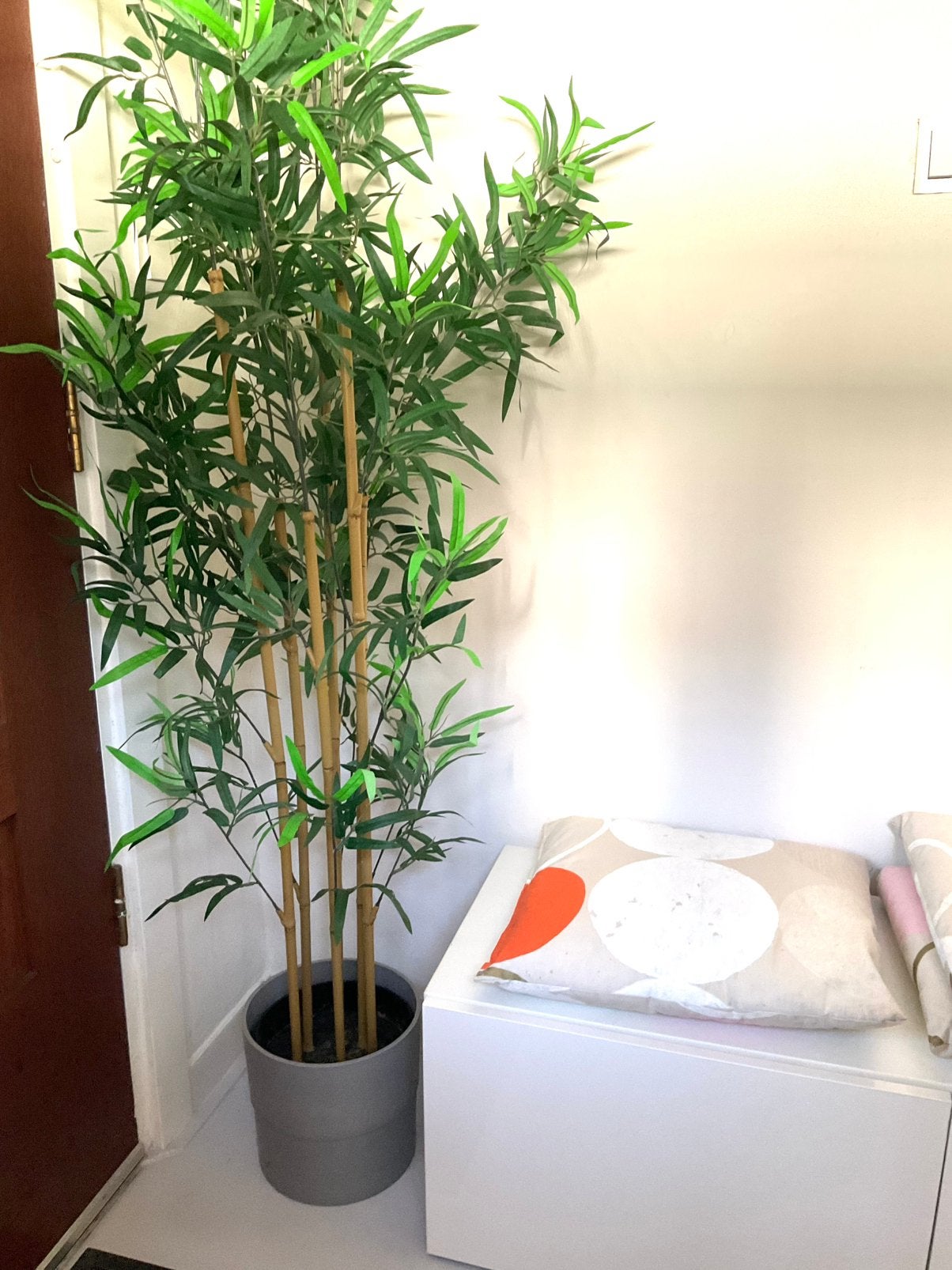 Ikea kunstplant bamboe fejka + bloempot nikon 24 cm, Ophalen, Zo goed als nieuw, Kunstplant