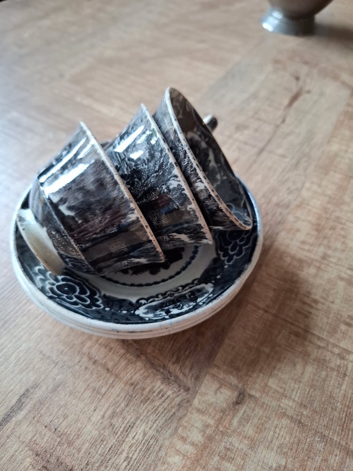 Drie kop en schotels, Ophalen of Verzenden