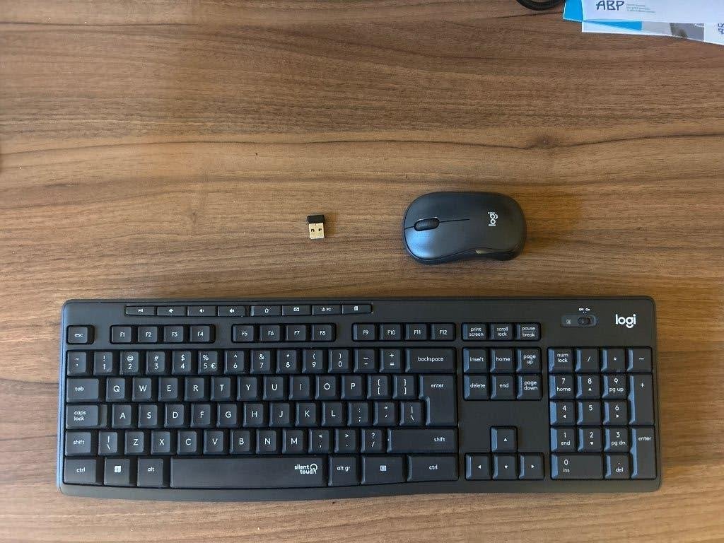 Logitech Silent Draadloze Toetsenbord en Muis Zwart QWERTY, Computers en Software, Logitech G, Toetsenbord en muis-set, Ophalen of Verzenden