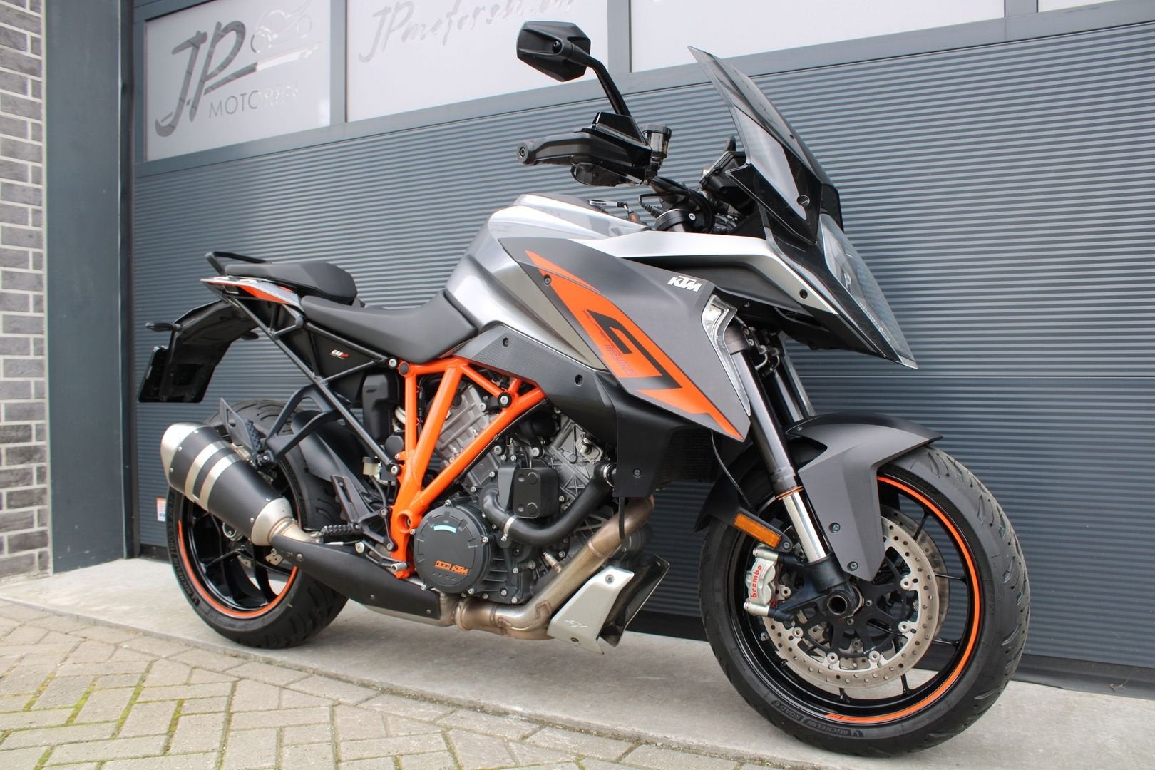 KTM 1290 Superduke GT (2016) *Dealer onderhouden*, 2 cilinders, KTM, Motorrijbewijs A, Bedrijf