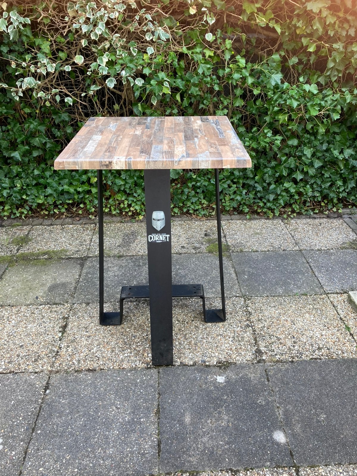 2x statafels met nieuw blad metalen frame, Ophalen, Zo goed als nieuw