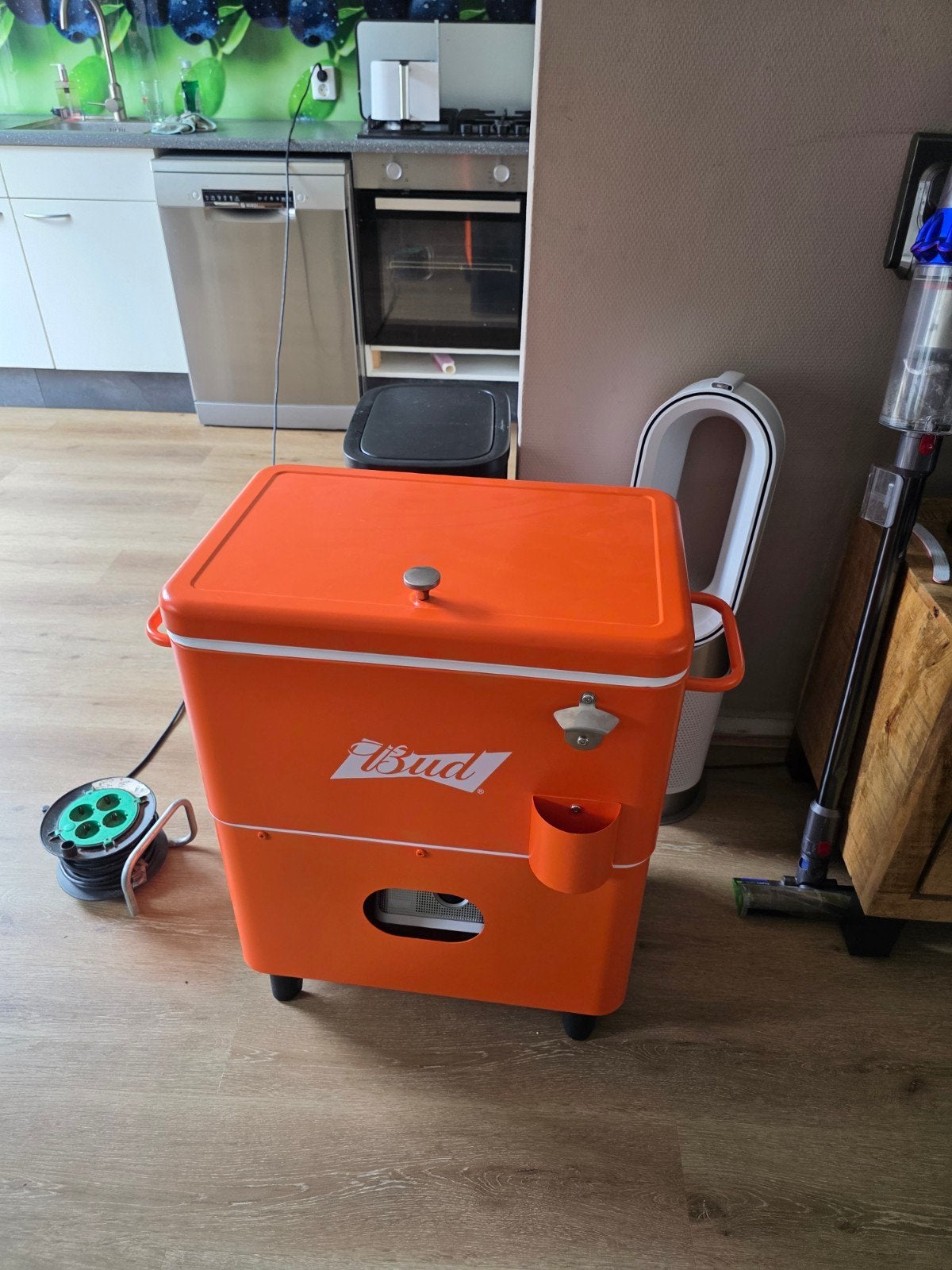 Bud coolbox en beamer ineen, Caravans en Kamperen, Ophalen, Nieuw, Koelelement