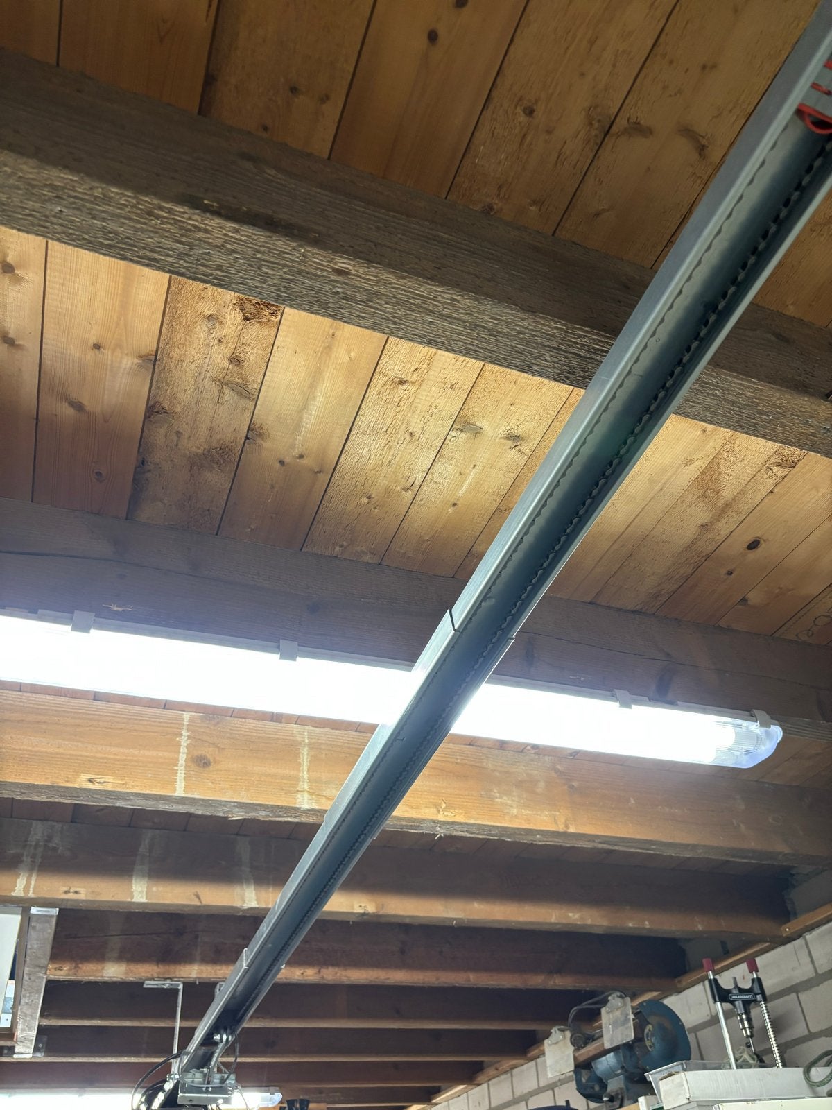 Garagedeuropener met afstandsbedieningen en vaste schakelaar, Doe-het-zelf en Verbouw, Deuren en Horren, Ophalen, Garagedeur, Zo goed als nieuw