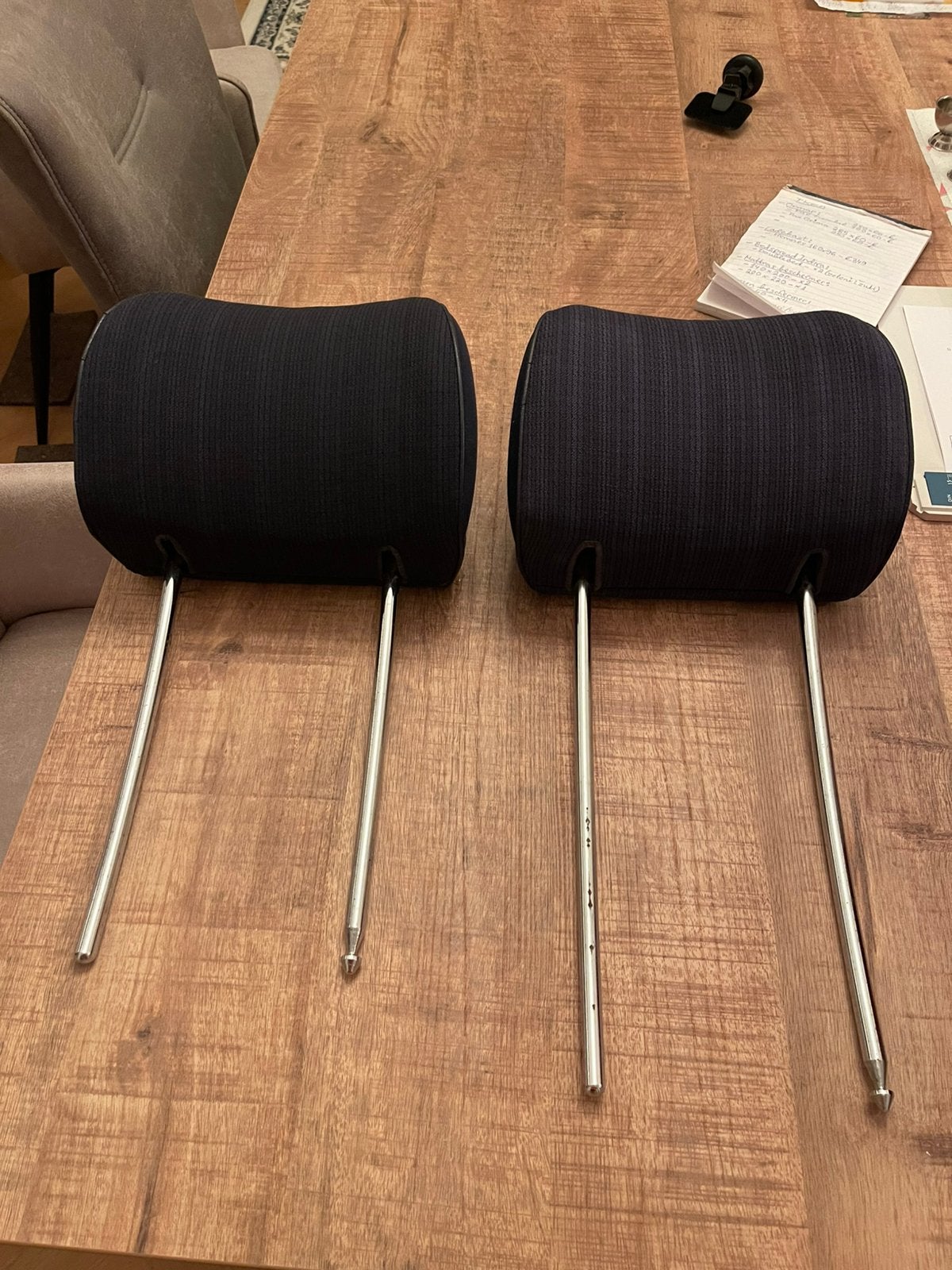 2 headrests blauw Mercedes 124, Ophalen, Gebruikt, Mercedes-Benz