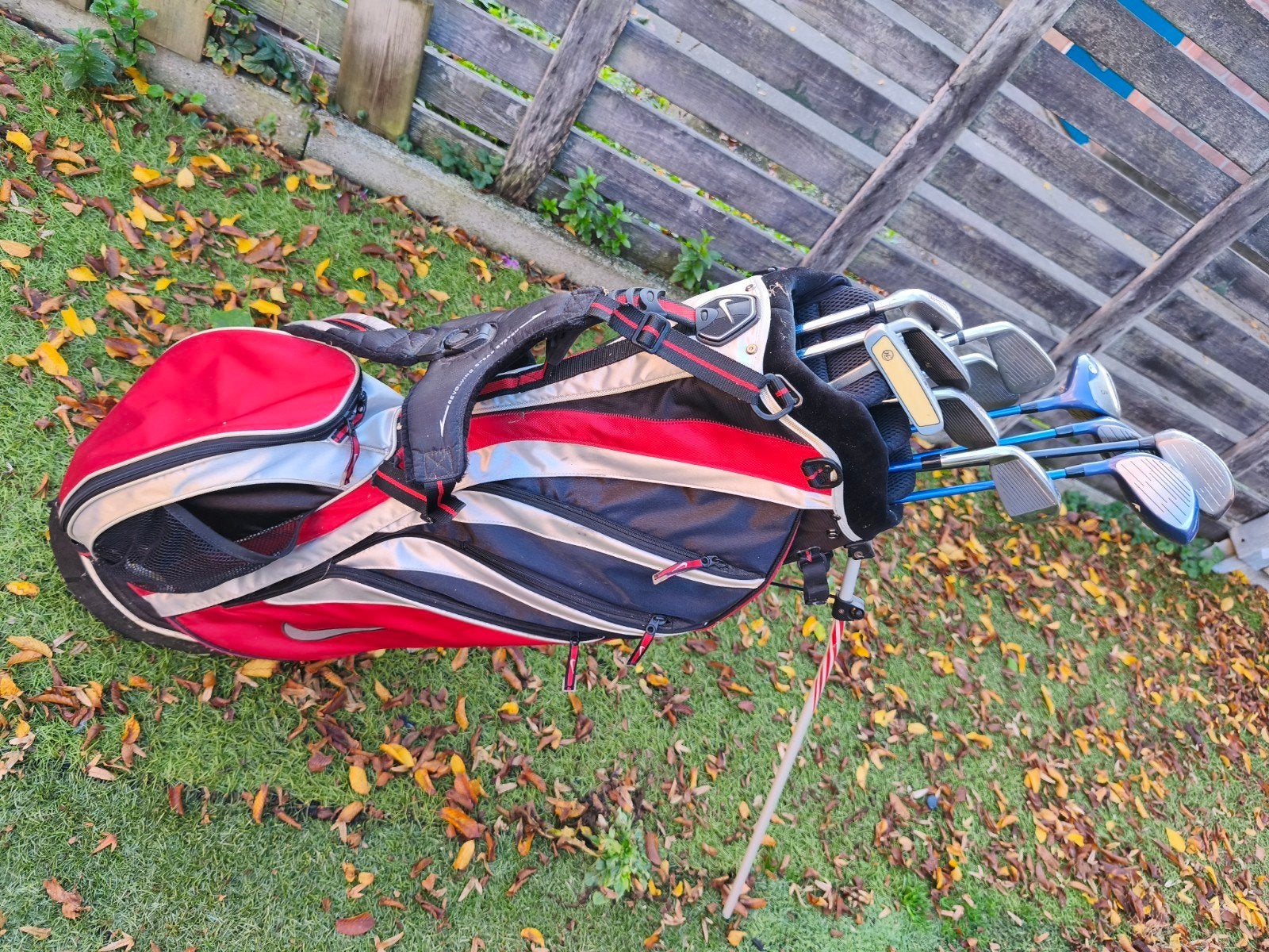 Golf set met Nike tas compleet zie foto,s, Sport en Fitness, Ophalen