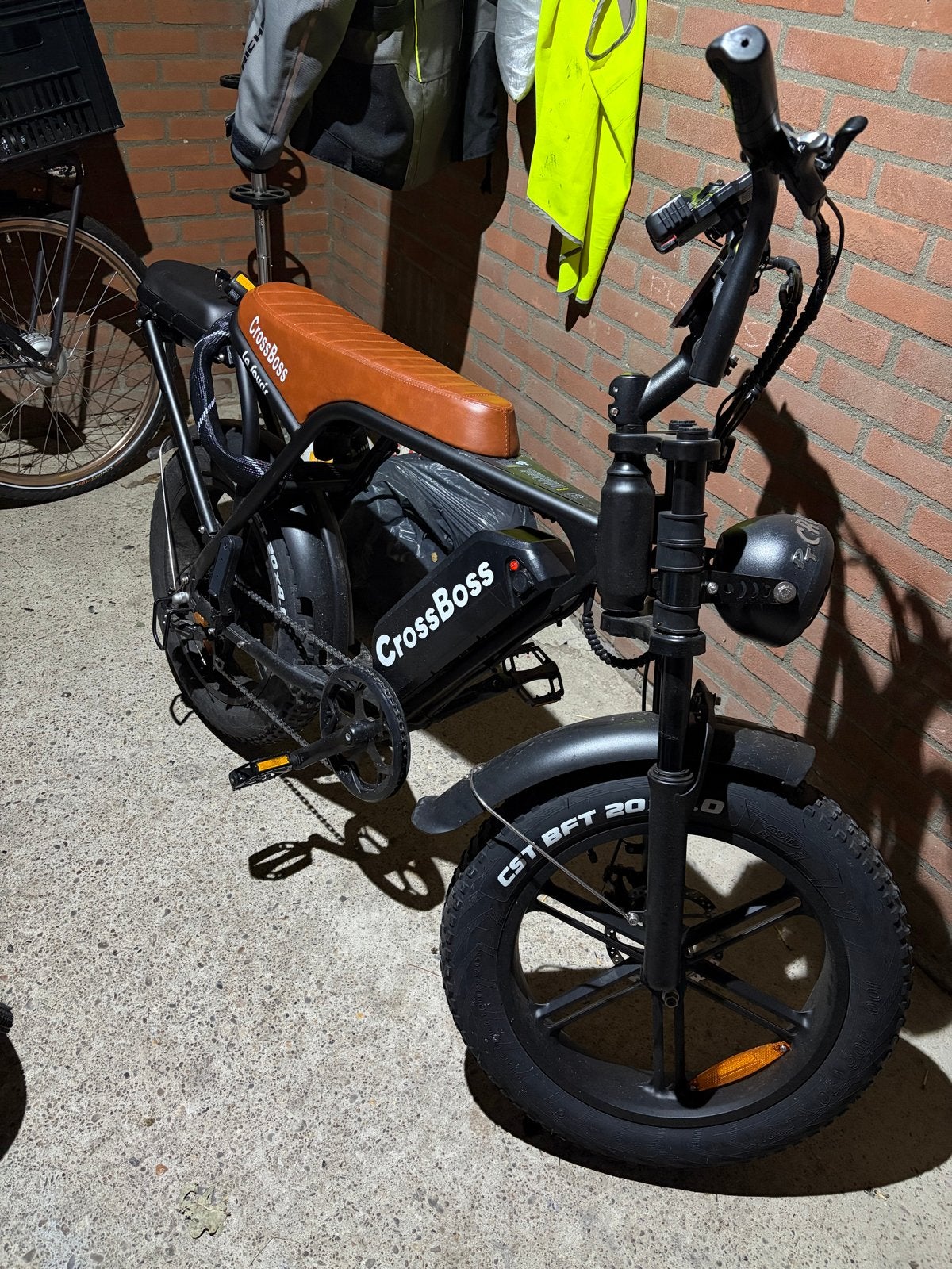 La Souris CrossBoss OUXI V8 slechts 85,5 km zeer netjes, Zo goed als nieuw, 51 tot 55 cm, 50 km per accu of meer, Ophalen