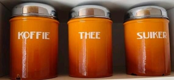 Vintage Dru voorraadpotten: Koffie, Thee, Suiker (oranje), Gebruikt, Ophalen of Verzenden, Voorraadpot, Metaal