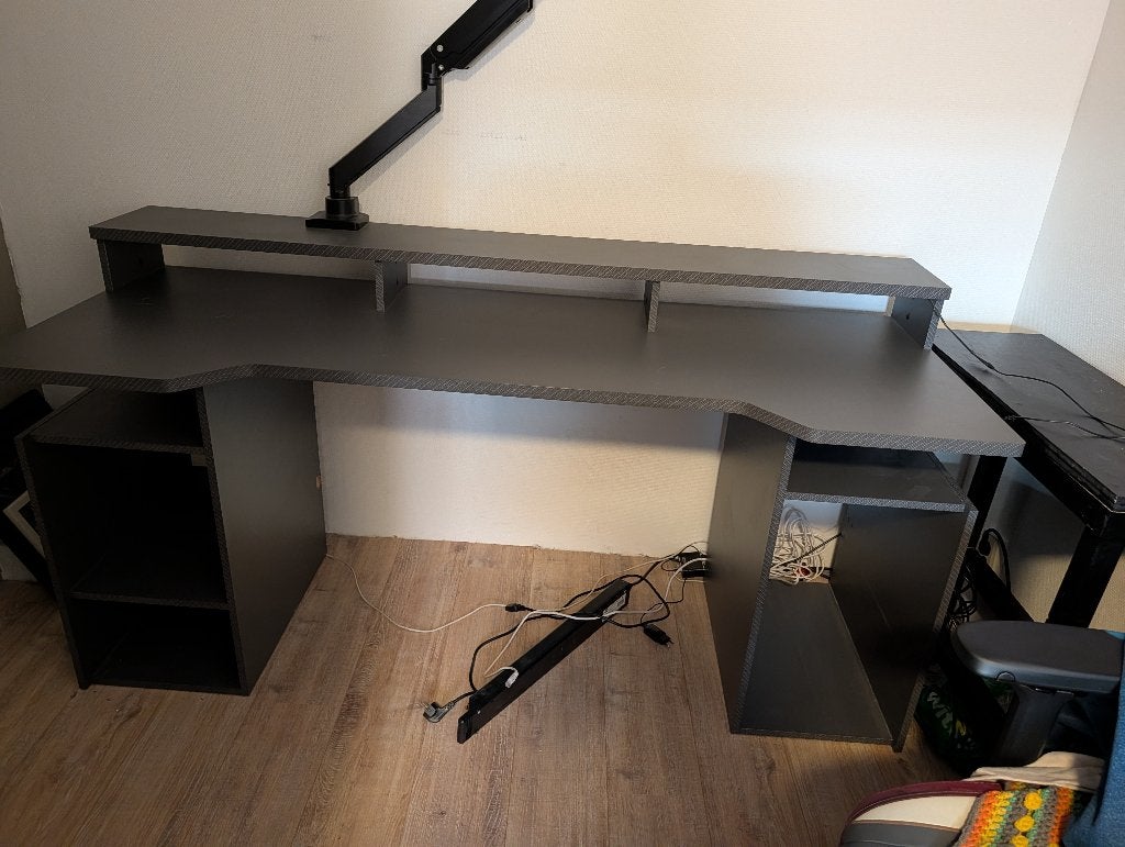 Gaming bureau met verlichting, Ophalen, Gebruikt, 180 cm, Industrieel