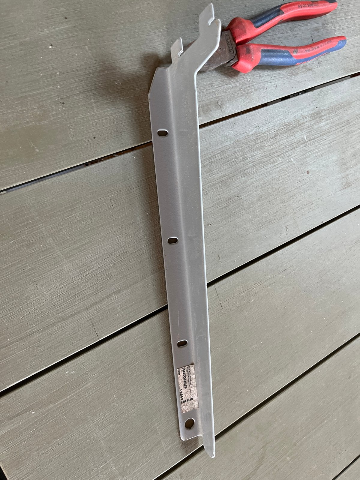 IKEA plankdragers voor F-rail systeem (circa 30 stuks), Ophalen, Gebruikt, Grijs, Metaal