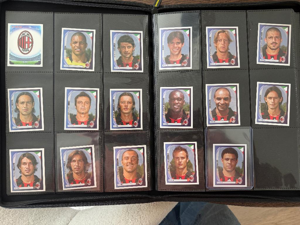 AC Milan 2007-2008 team Panini complete (incl. Ronaldo), Ophalen of Verzenden, Zo goed als nieuw, Meerdere stickers