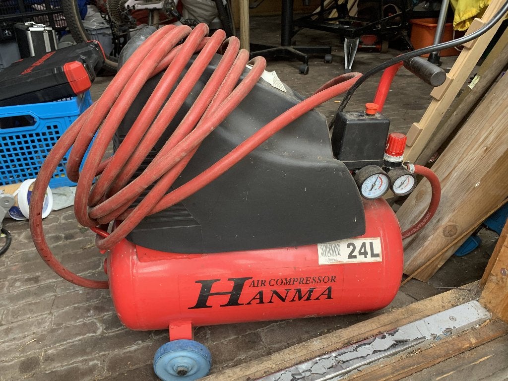 Compressor 24L, 1.5kW, 8 Bar, Doe-het-zelf en Verbouw, Compressors, Ophalen, Gebruikt, 6 tot 10 bar, Minder dan 200 liter/min