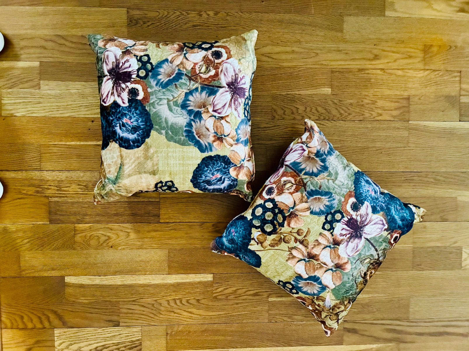 Sierkussens ( 2 stuks - nieuw ), Huis en Inrichting, Woonaccessoires | Kussens, Overige kleuren, Dubbelzijdig, Vierkant, Nieuw