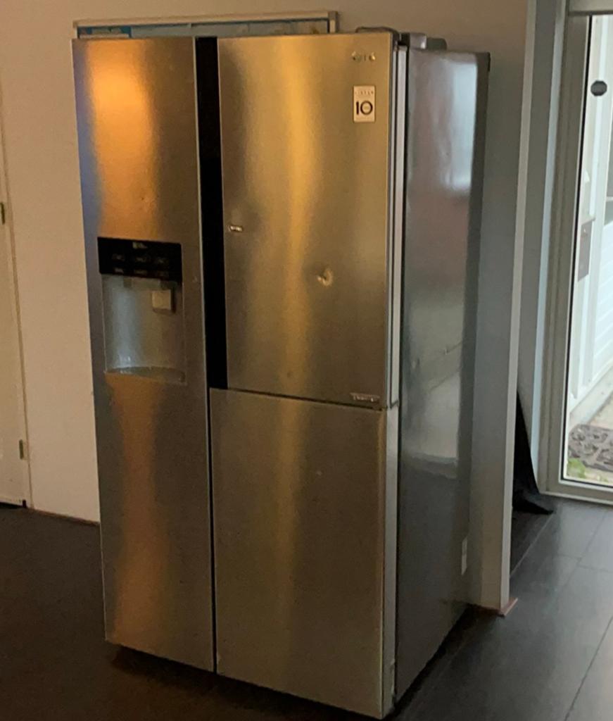 LG Amerikaanse Koelkast Side-by-Side met Water/IJs Dispenser, Gebruikt, 200 liter of meer, 60 cm of meer, Met aparte vriezer