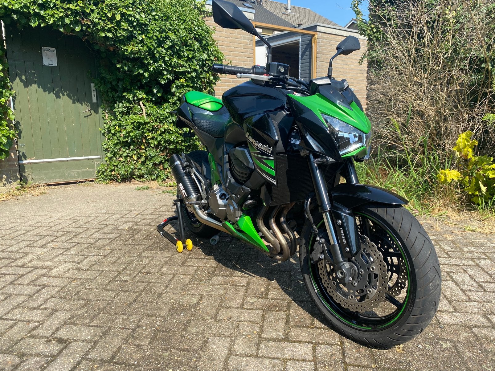 Kawasaki Z800 ABS, Ophalen