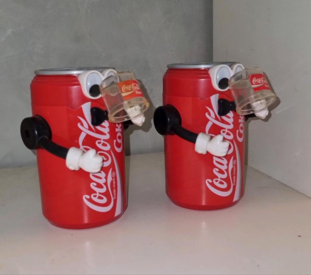 Vintage 1992 Coca-Cola Spaarpot blikje met draaimechanisme, Verzamelen, Merken en Reclamevoorwerpen, Gebruikt, Reclamebord, Ophalen of Verzenden