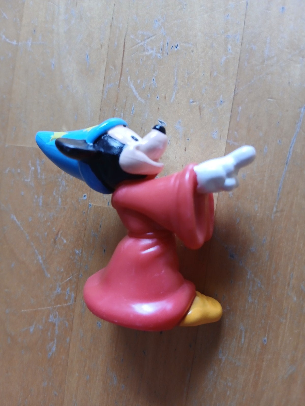 Mickey Mouse Tovenaarsleerling figuurtje Disney, Verzamelen, Ophalen of Verzenden, Mickey Mouse, Zo goed als nieuw, Beeldje of Figuurtje