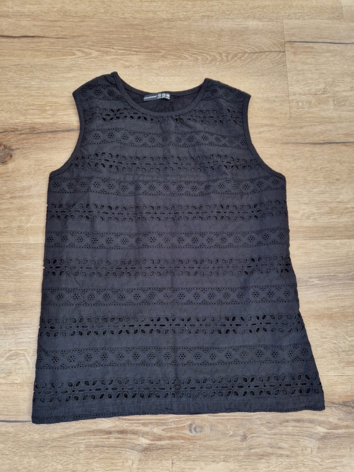 Top zwart met kant maat 40 Atmosphere, Maat 38/40 (M), Atmosphere, Zwart, Ophalen of Verzenden