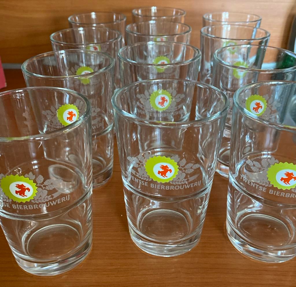 Bierglazen  met logo vd Twentse Bierbrouwerij, Ophalen, Nieuw