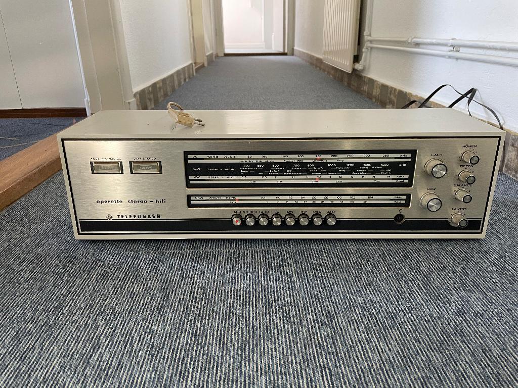 Telefunken Operette 201 klassieke radio met boxen, Ophalen, Gebruikt, Radio