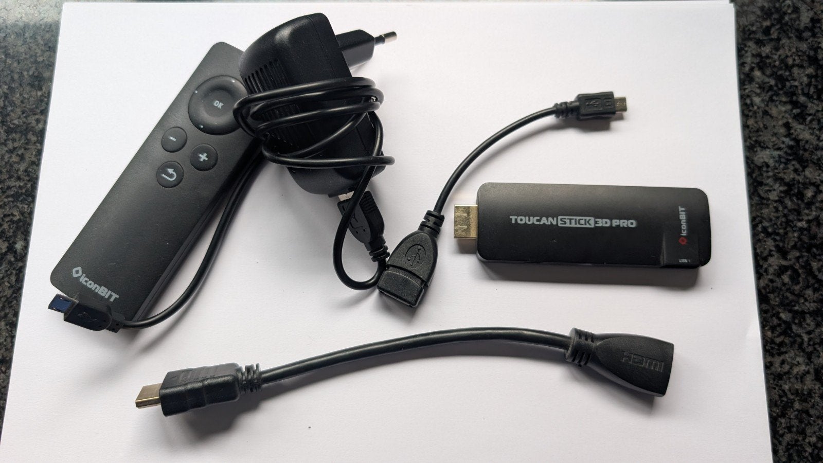 IconBIT Toucan Stick 3D Pro met afstandsbediening, Ophalen of Verzenden, Zo goed als nieuw, HDMI, Zonder harde schijf