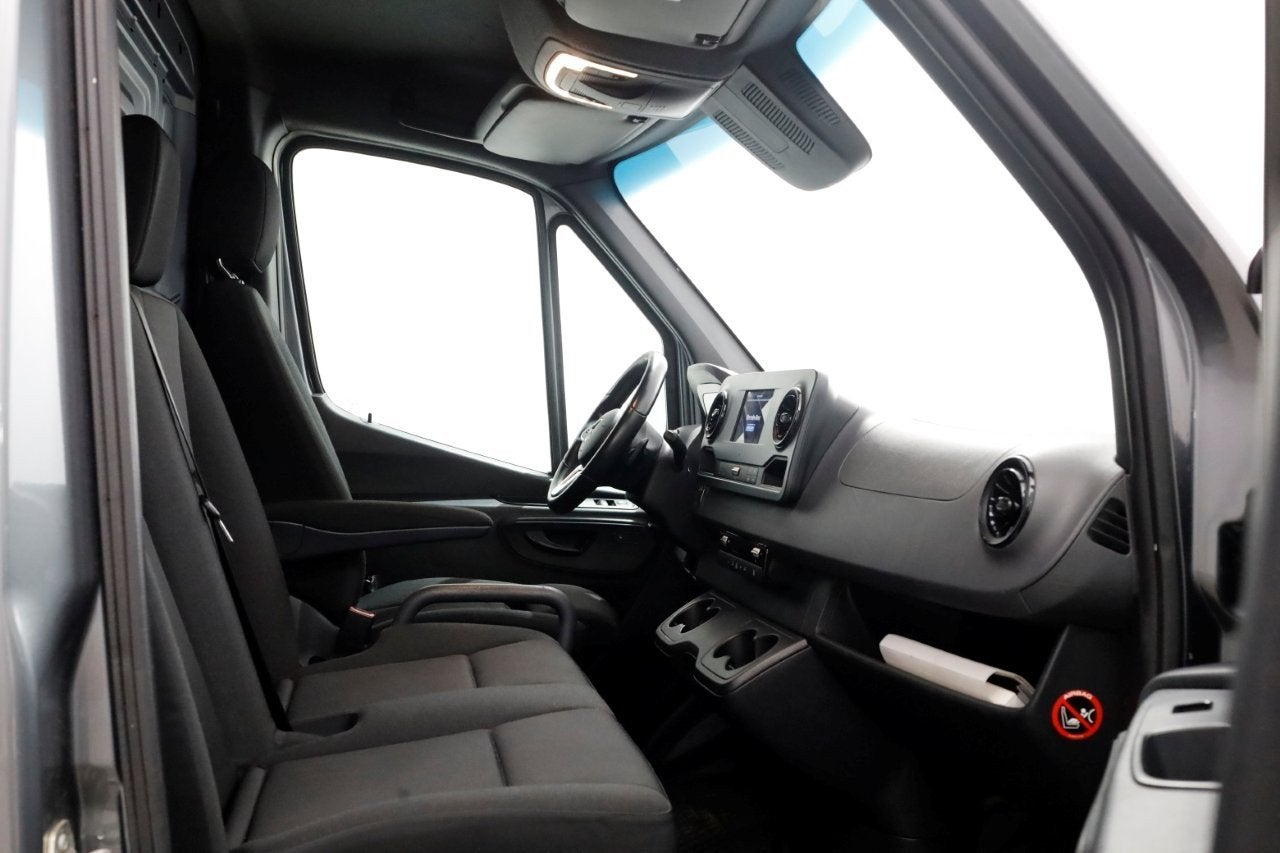 Mercedes-Benz Sprinter 319 CDI 3.0 V6 190pk E6 L2H2 7G Autom, Auto's, Automaat, Achterwielaandrijving, Gebruikt, Euro 6