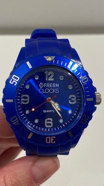 Fresh Clocks horloge met plastic band (wit, blauw of roze), Overige merken, Polshorloge, Nieuw, Kunststof