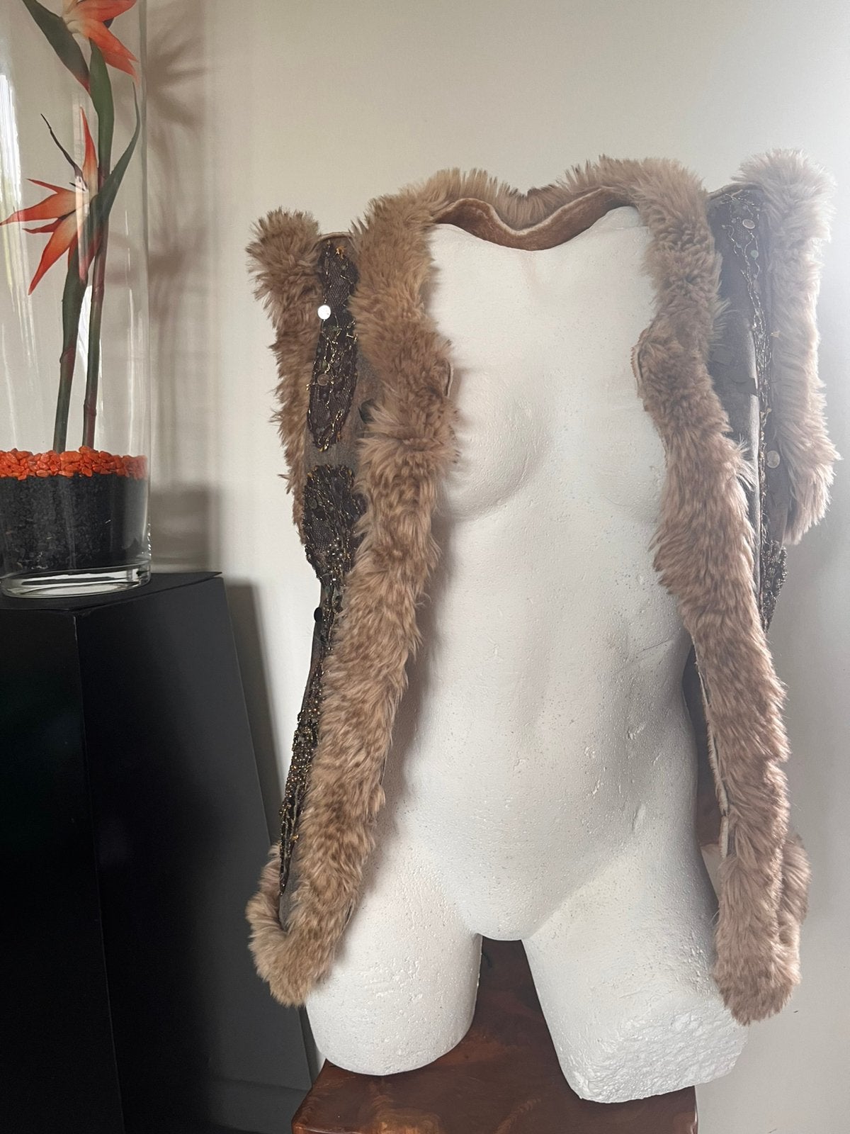 Bodywarmer Gillet bruin pailletten diva xl, Ophalen of Verzenden, Zo goed als nieuw, Maat 46/48 (XL) of groter, Bruin