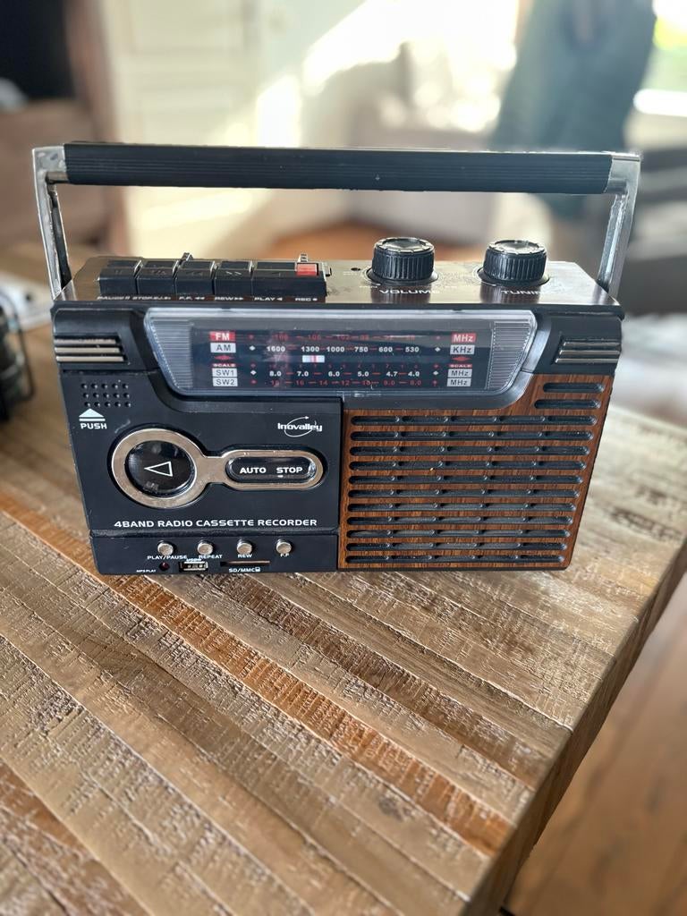 Inovalley 4-Band Radio Cassette Recorder met USB/SD, Audio, Tv en Foto, Radio's, Ophalen, Gebruikt, Radio