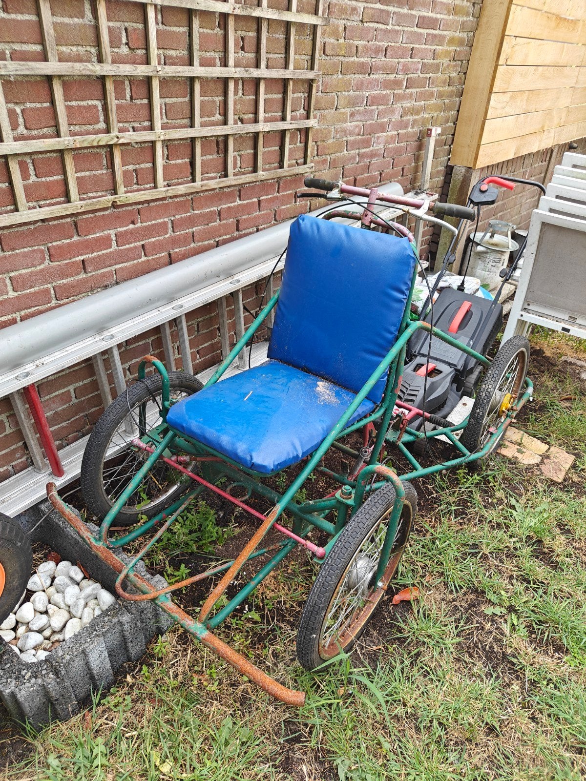 Hondenkar opknapper - Ideaal voor de handige klusser!, Ophalen, Gebruikt